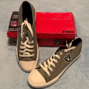 Raiders Men’s Low Top Sneakers Size 11